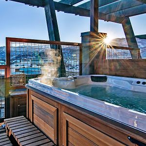 Suite Hot Tub